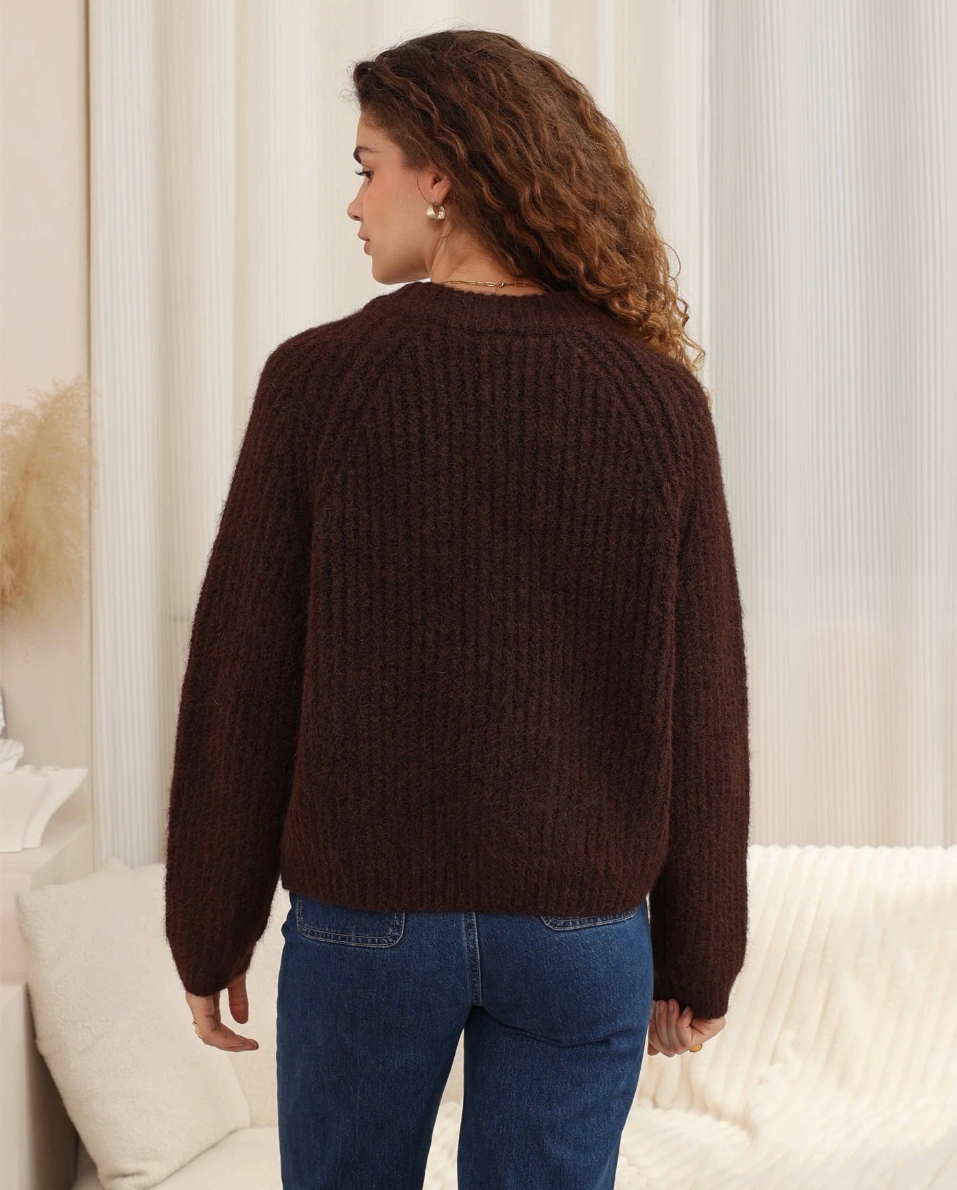 2053139-3-brown