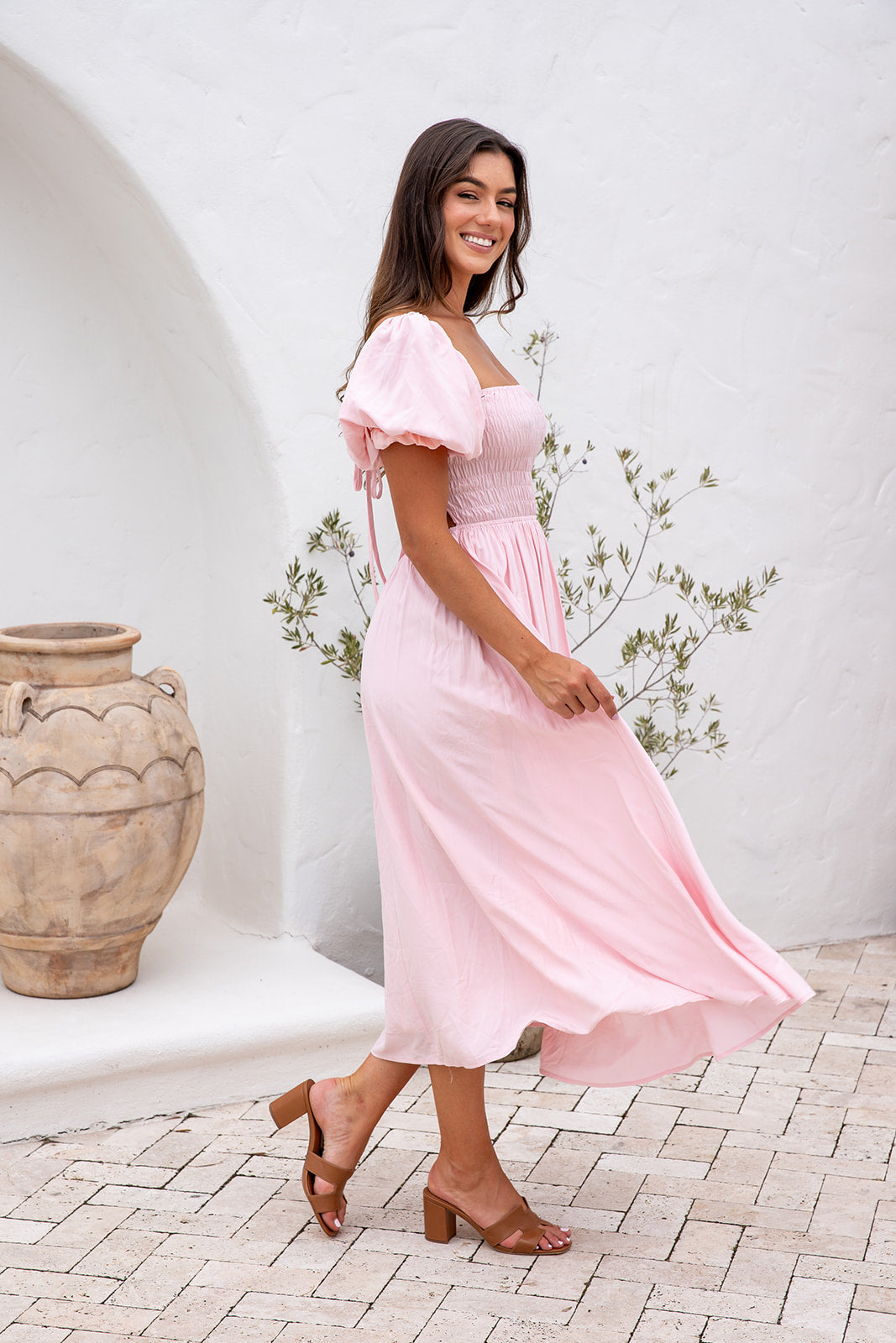 Essence Midi Dress -Pink