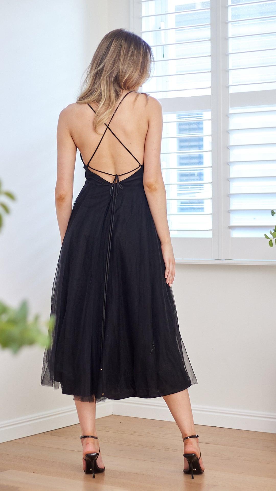 Blaire Tulle Midi Dress-Black