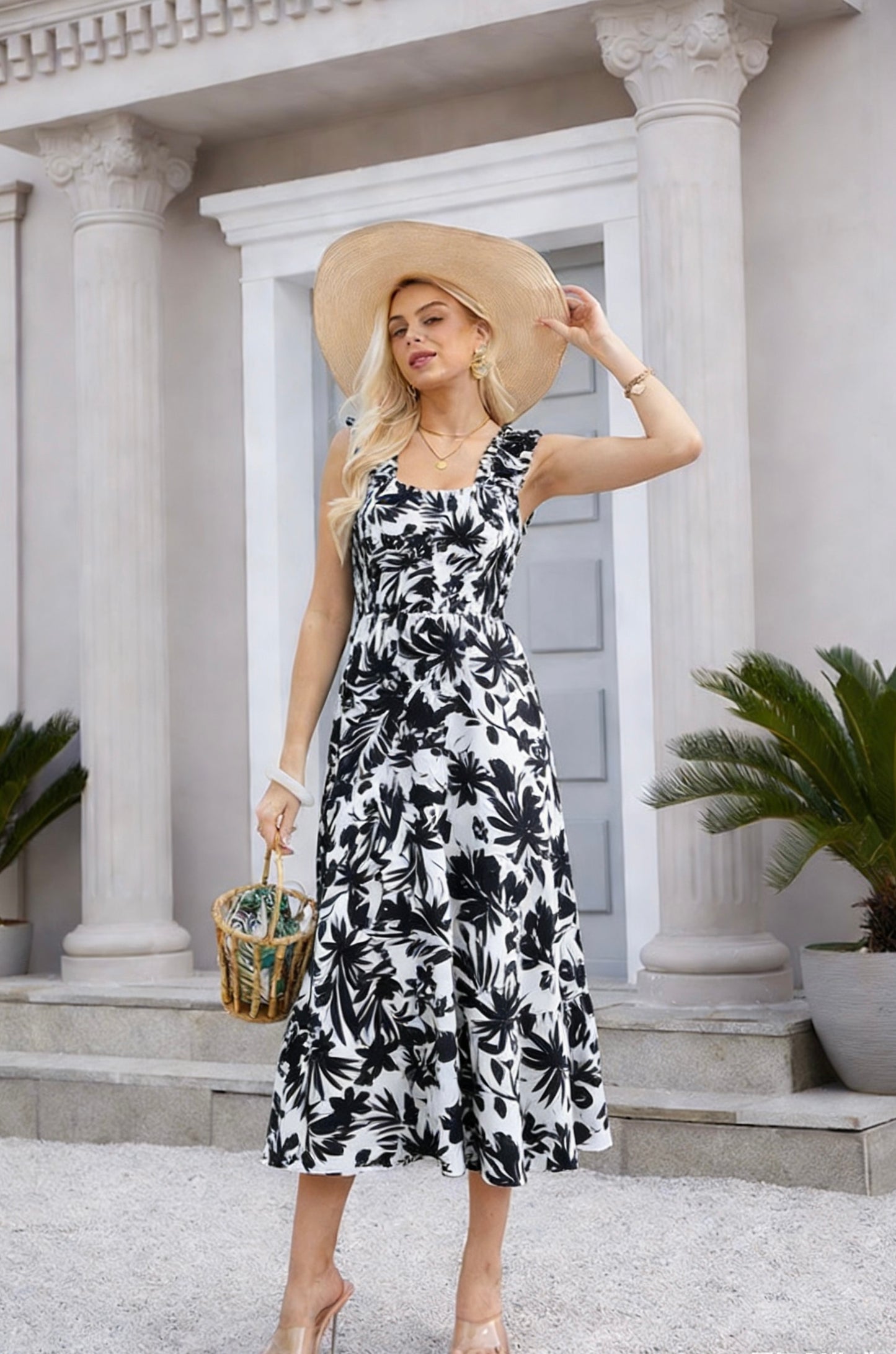 DS1004 - Black Floral