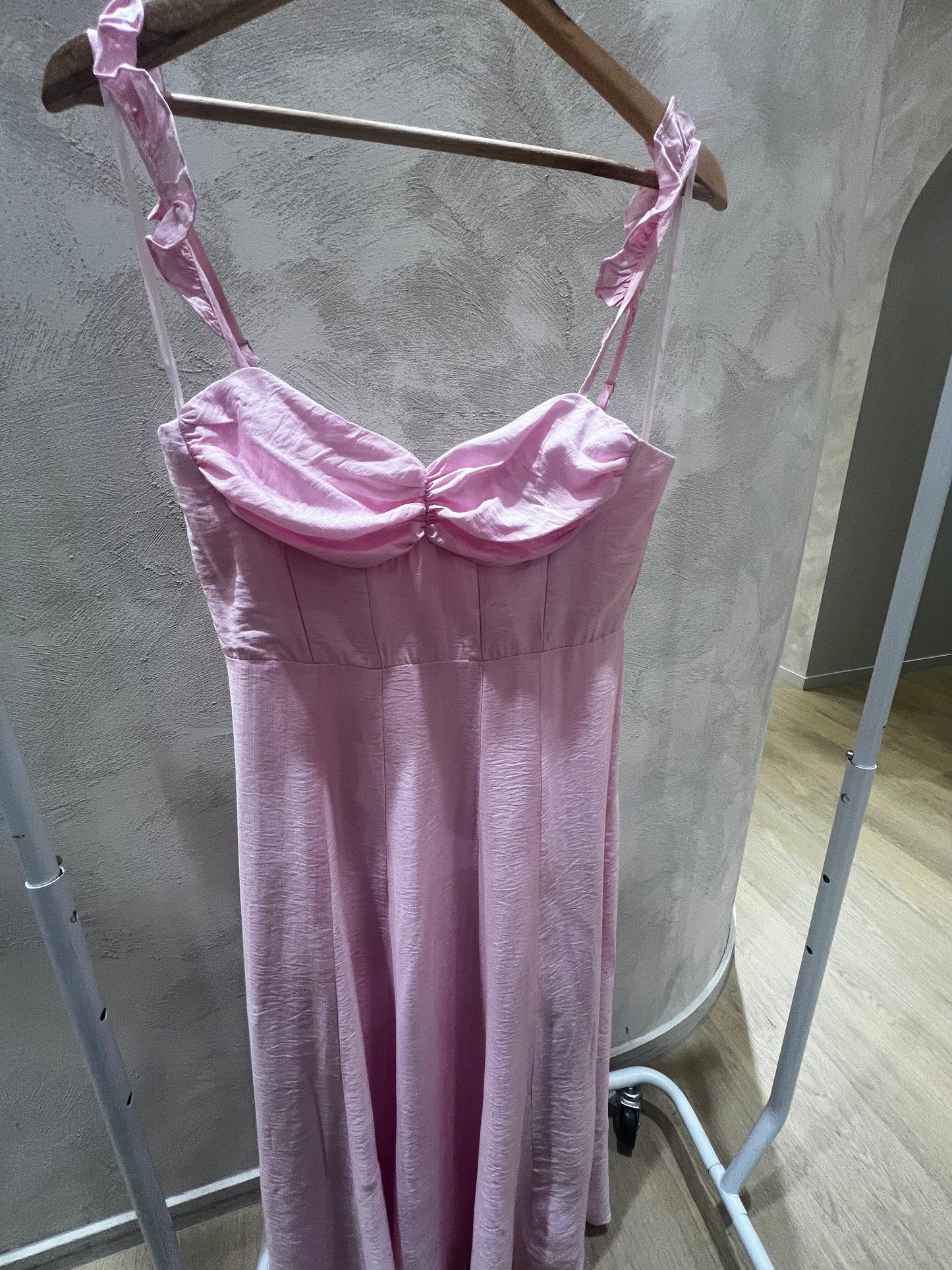 64714D-Pink
