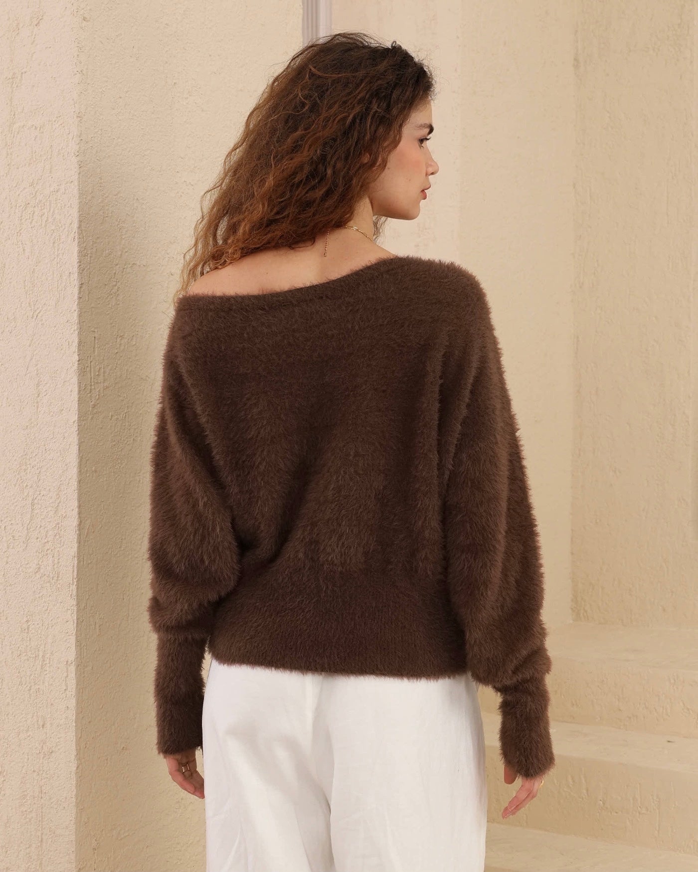 2053256-Brown