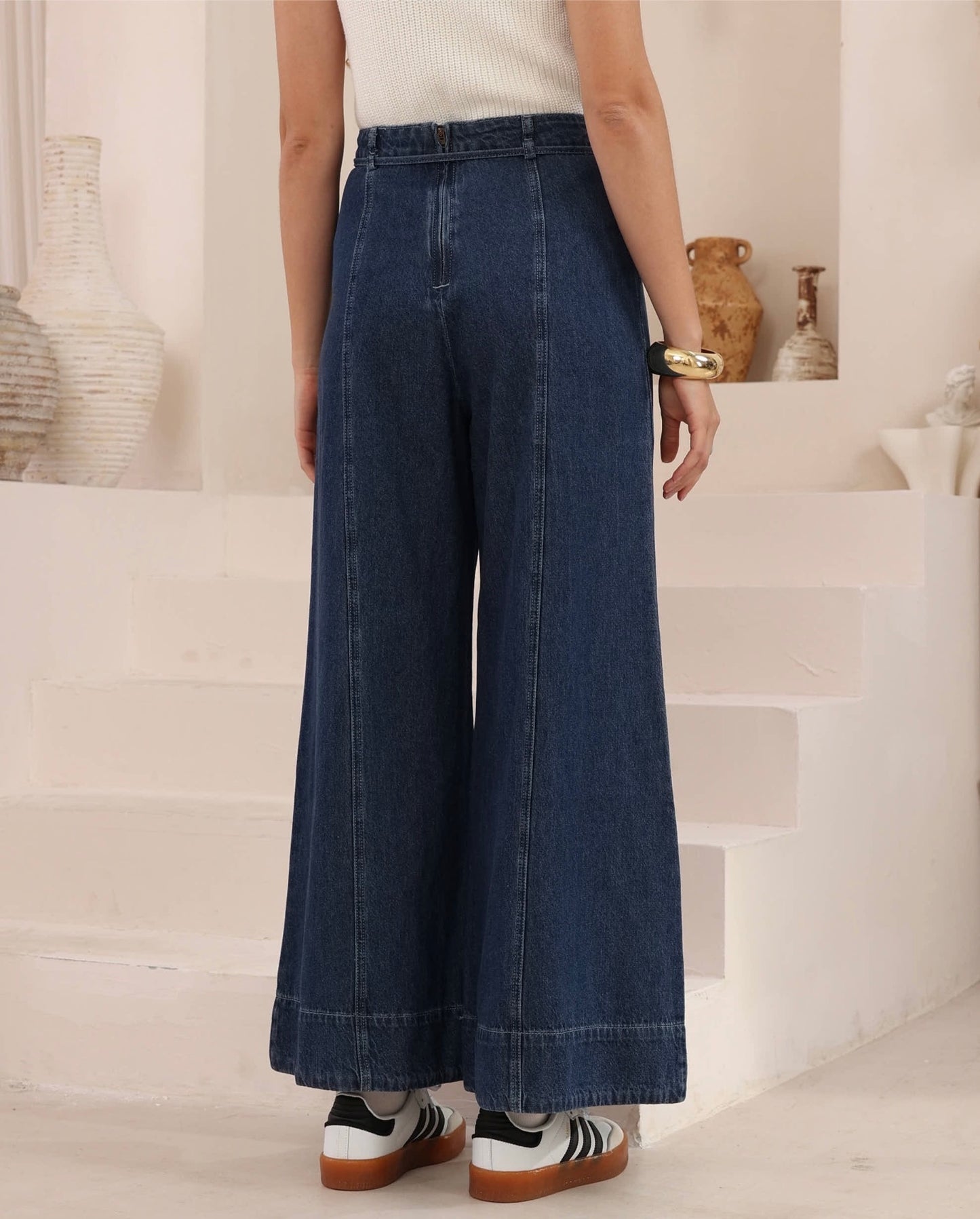 2032890-Denim