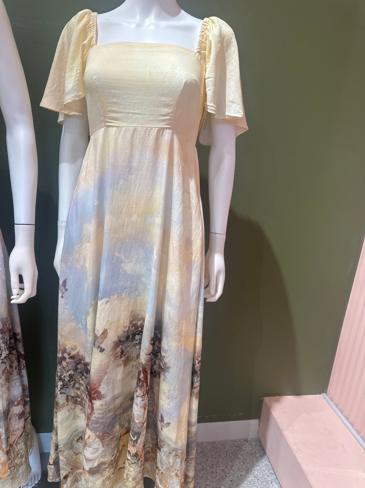 2012867-9-Beige Angel