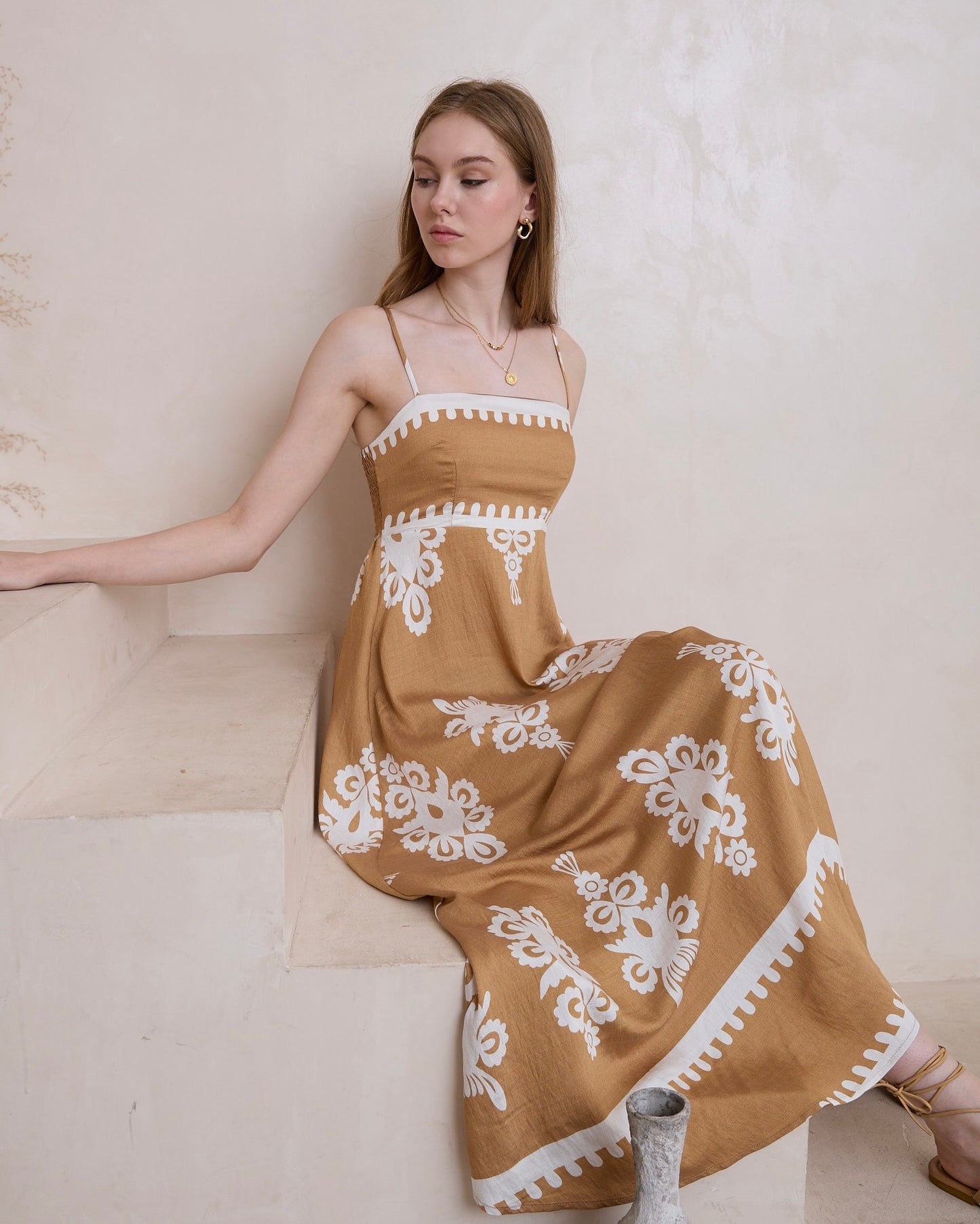 Nalla Maxi Dress -Beige