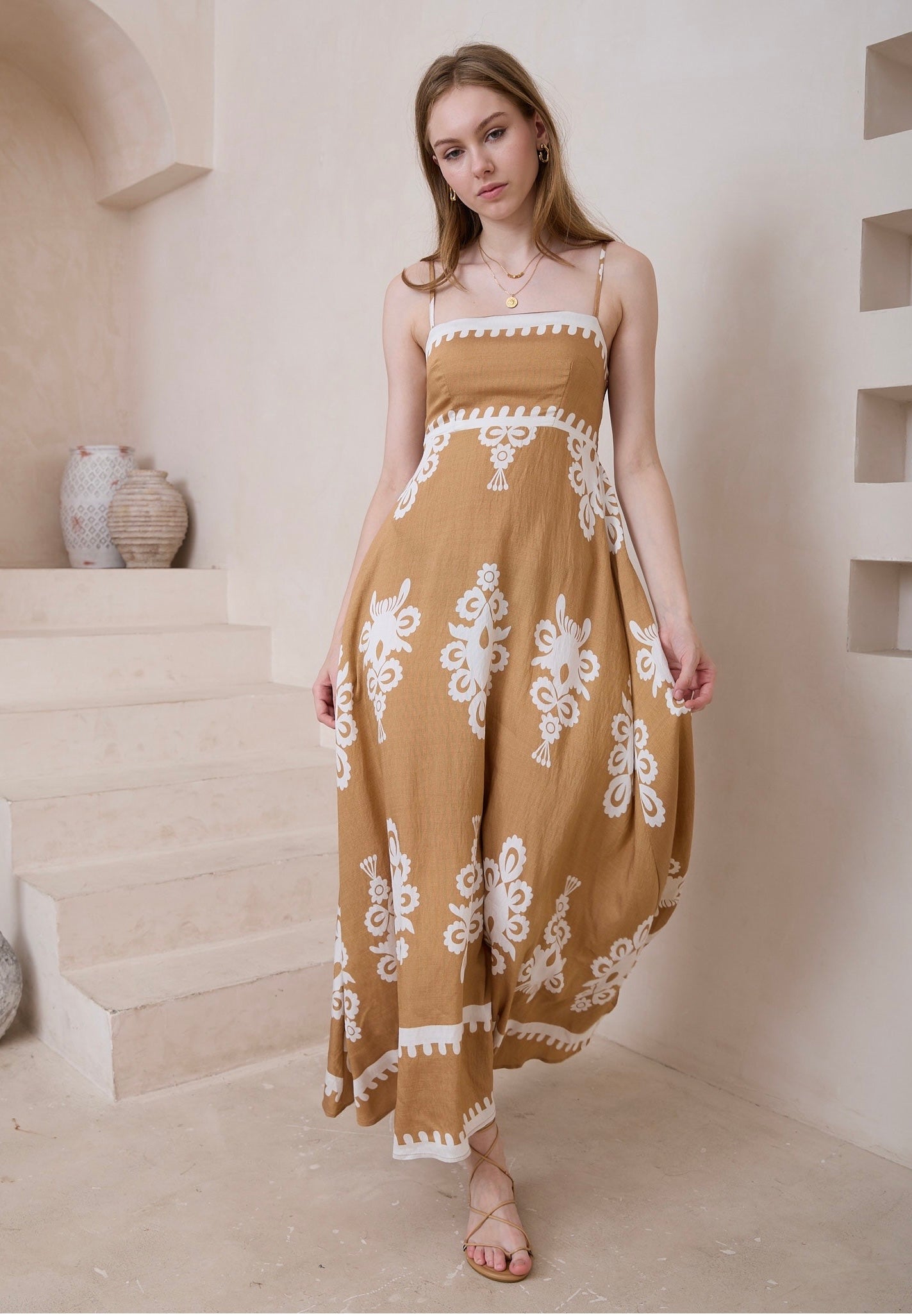 Nalla Maxi Dress -Beige